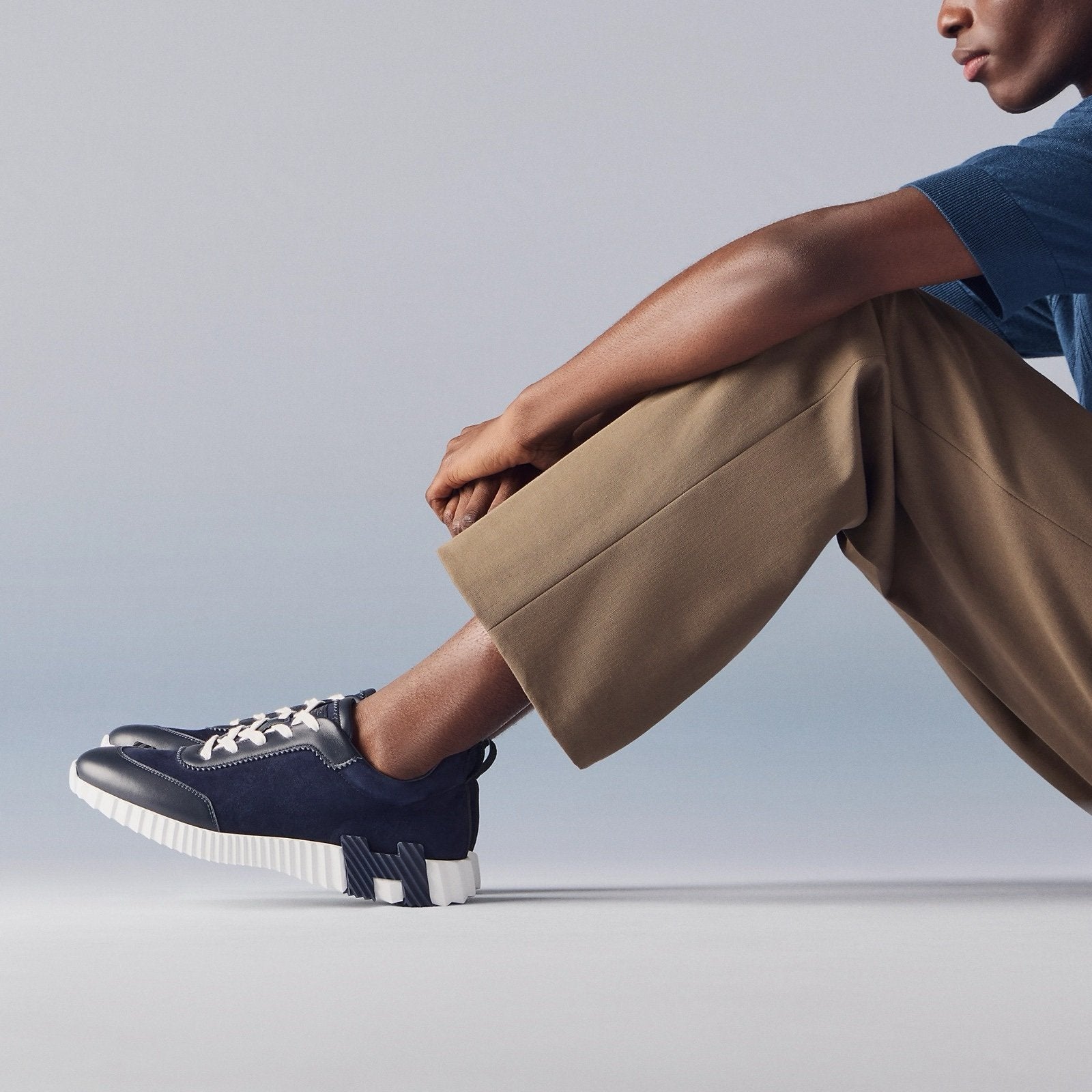 Bounce Hermes Shoes                                                     Color Navy Blue