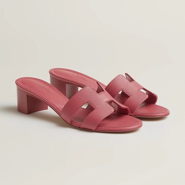 Oasis Sandal